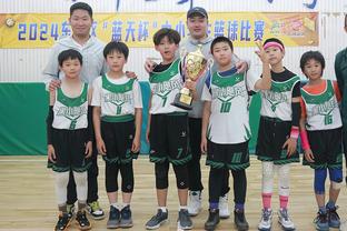 克星，维尼修斯职业生涯10次对阵瓦伦西亚已打进7球